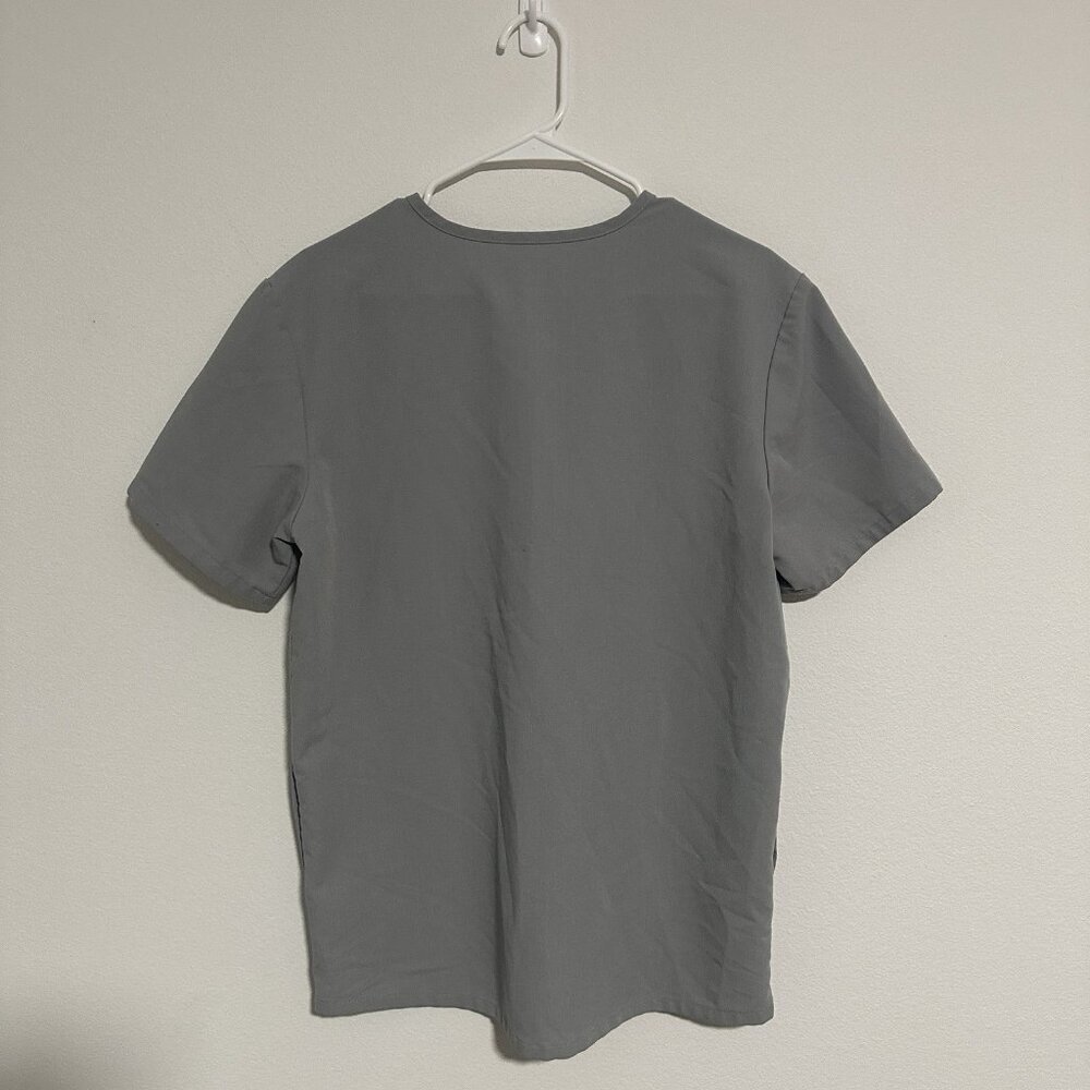 Figs Scrub Top Womens Size Small Gray Pockets Short Sleeve Medical Nurse‎ - Picture 2 of 7